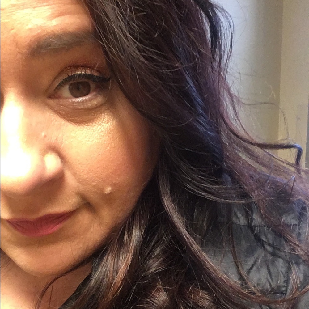 Meet your Posher, Carone